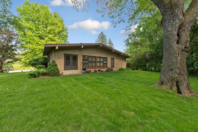 360 Thomas Avenue, Owatonna, MN 55060