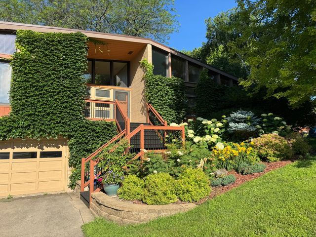 360 Thomas Avenue, Owatonna, MN 55060