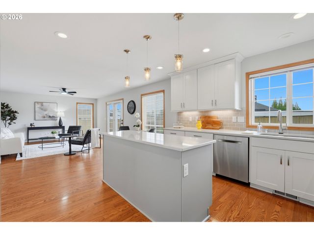 2350 Nw 26TH Ave, Camas, WA 98607