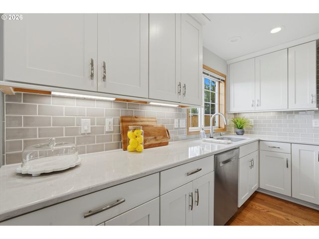 2350 Nw 26TH Ave, Camas, WA 98607
