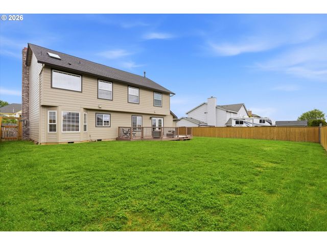 2350 Nw 26TH Ave, Camas, WA 98607
