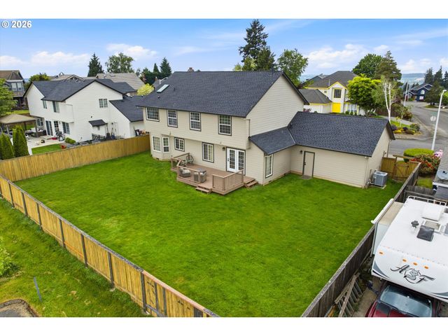 2350 Nw 26TH Ave, Camas, WA 98607
