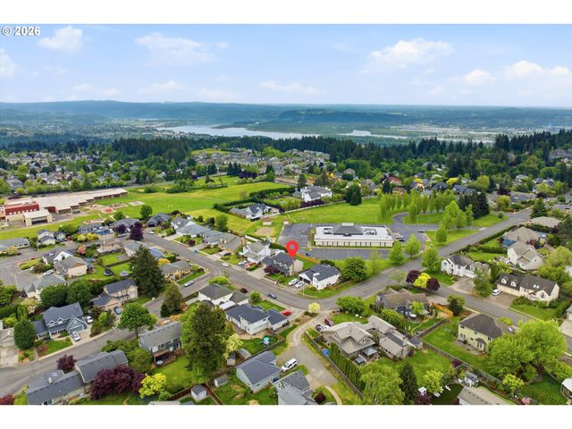 2350 Nw 26TH Ave, Camas, WA 98607