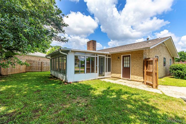 6800 Inverness Road, Montgomery, AL 36116