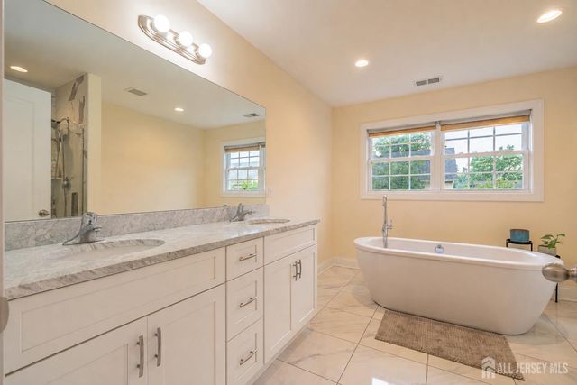 2736 Park Avenue, South Plainfield, NJ 07080