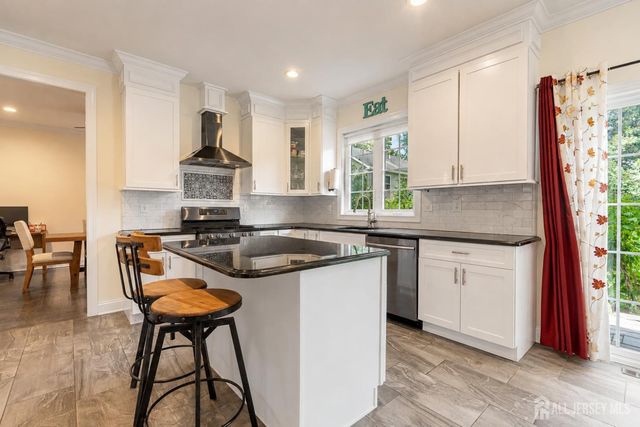 2736 Park Avenue, South Plainfield, NJ 07080