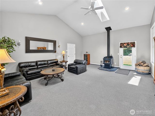 26224 SE 425th Street, Enumclaw, WA 98022