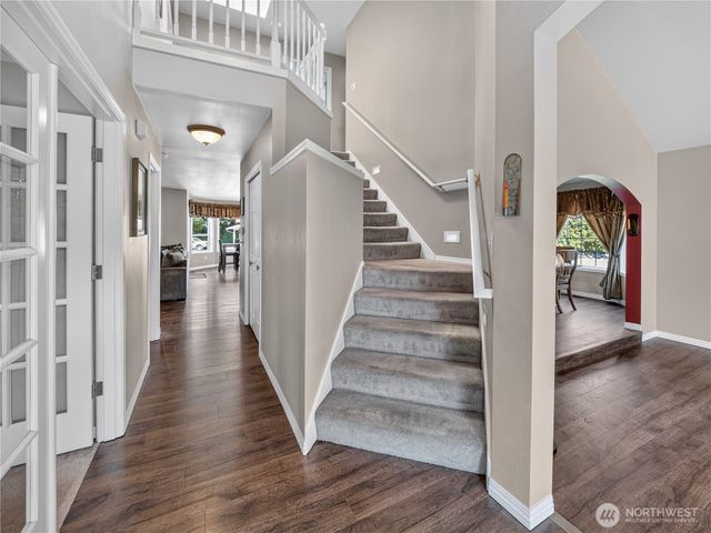 26224 SE 425th Street, Enumclaw, WA 98022