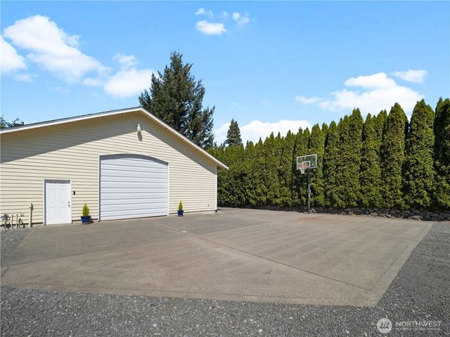 26224 SE 425th Street, Enumclaw, WA 98022