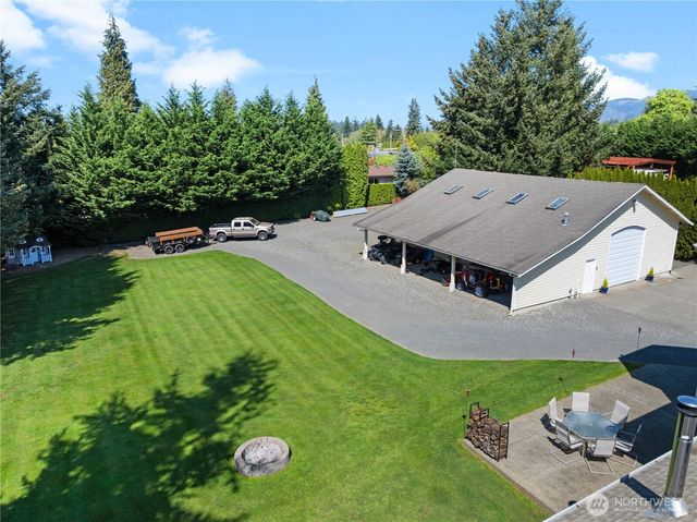 26224 SE 425th Street, Enumclaw, WA 98022