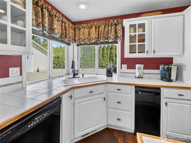 26224 SE 425th Street, Enumclaw, WA 98022