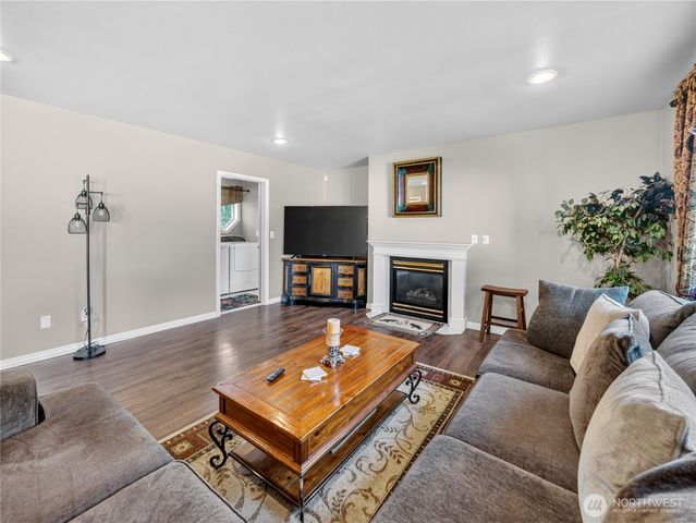 26224 SE 425th Street, Enumclaw, WA 98022