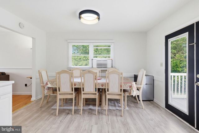 152 POPLAR RD, New Oxford, PA 17350