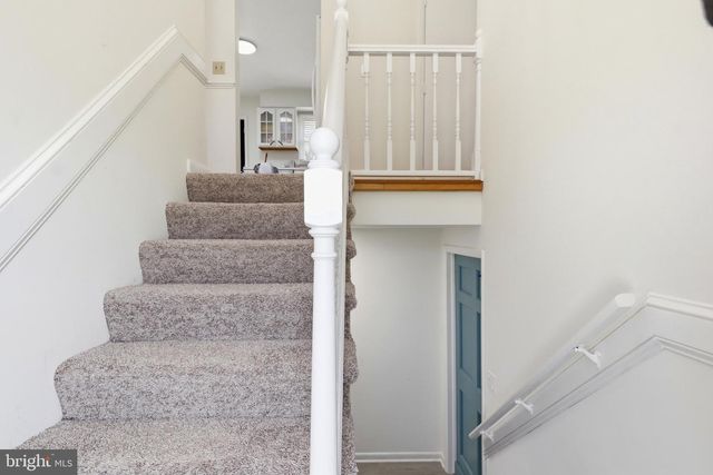 152 POPLAR RD, New Oxford, PA 17350