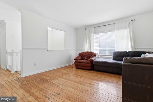 152 POPLAR RD, New Oxford, PA 17350