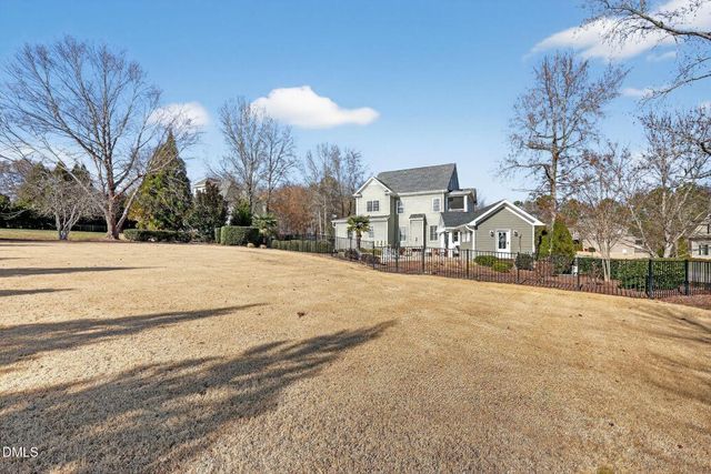 2601 Whistleberry Court, Apex, NC 27539