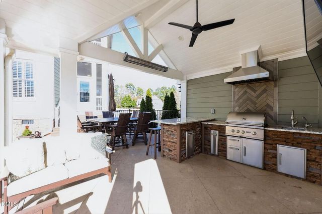 2601 Whistleberry Court, Apex, NC 27539