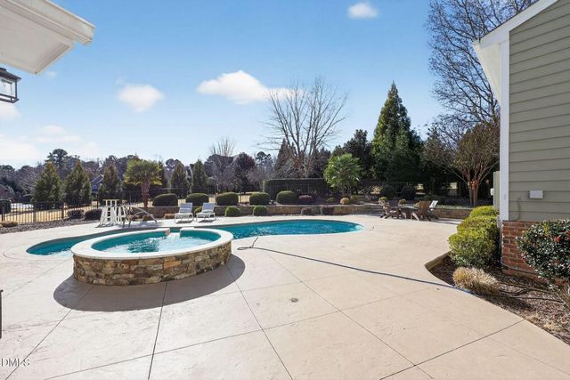 2601 Whistleberry Court, Apex, NC 27539