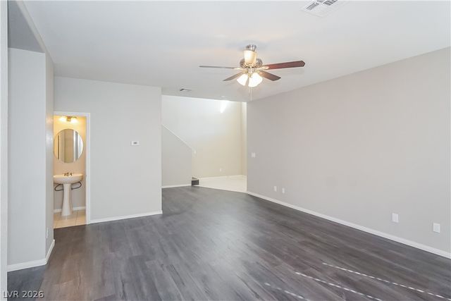 4361 Cottontail Lane, Las Vegas, NV 89121