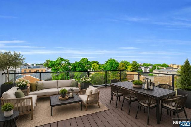 186 Prospect Street, Fort Lee, NJ 07024