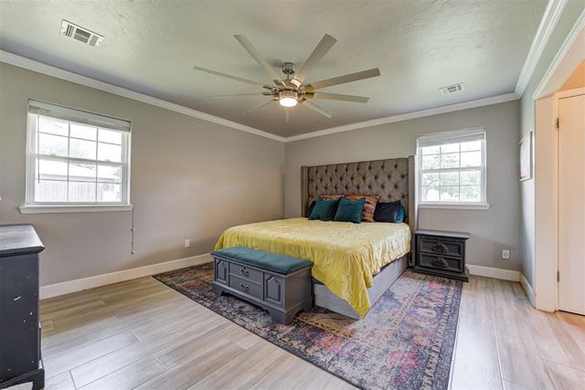8204 Woodchuck Road, Yukon, OK 73099
