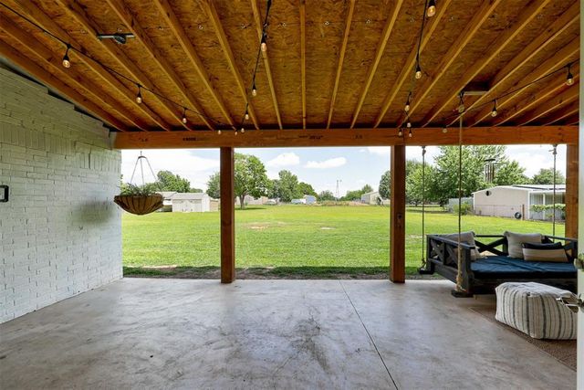 8204 Woodchuck Road, Yukon, OK 73099