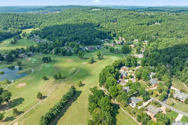 1566 N Plantation Dr, Cookeville, TN 38506