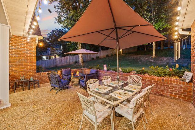 1566 N Plantation Dr, Cookeville, TN 38506