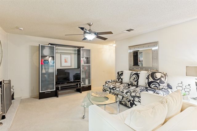 2100 Friendly Drive 3014, Arlington, TX 76011