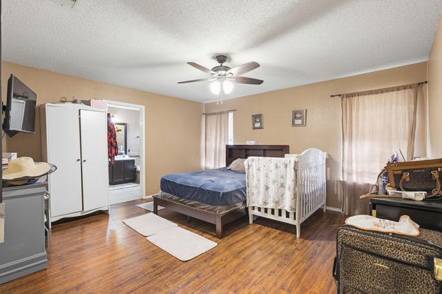 7007 Glenshire Drive, Arlington, TX 76002