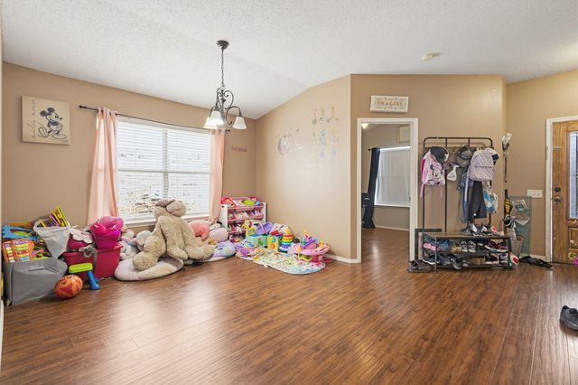 7007 Glenshire Drive, Arlington, TX 76002