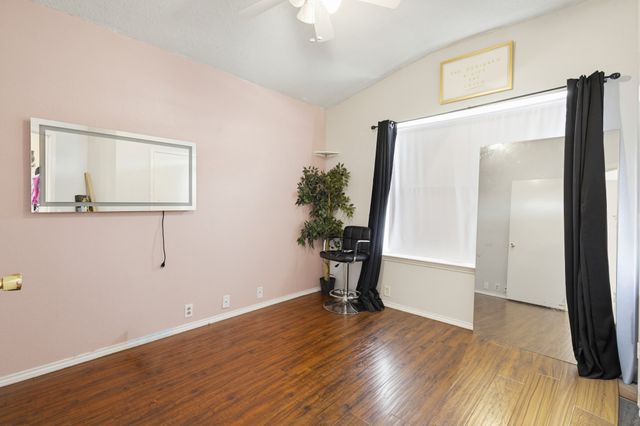 7007 Glenshire Drive, Arlington, TX 76002