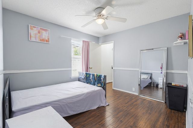 7007 Glenshire Drive, Arlington, TX 76002
