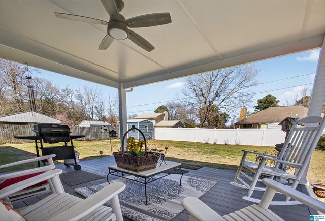 934 PINECREST CIRCLE, Sylacauga, AL 35151