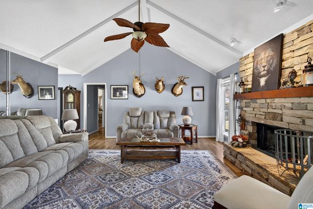 934 PINECREST CIRCLE, Sylacauga, AL 35151