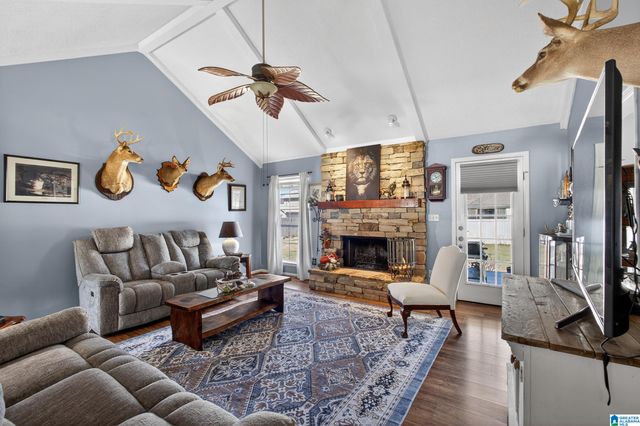 934 PINECREST CIRCLE, Sylacauga, AL 35151