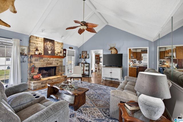 934 PINECREST CIRCLE, Sylacauga, AL 35151