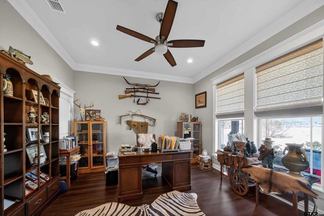 23151 Champion Dr., Lindale, TX 75771