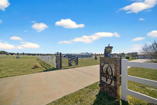 23151 Champion Dr., Lindale, TX 75771