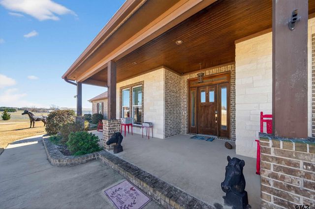 23151 Champion Dr., Lindale, TX 75771