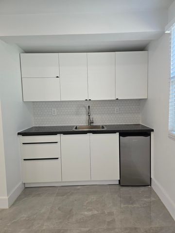 4648 SW 24th Avenue Unit 2, Dania Beach, FL 33312