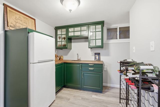 4308 EAST WEST HWY, University Park, MD 20782