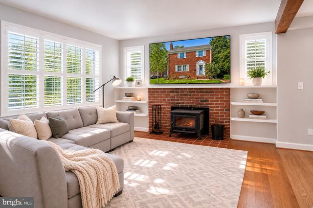4308 EAST WEST HWY, University Park, MD 20782
