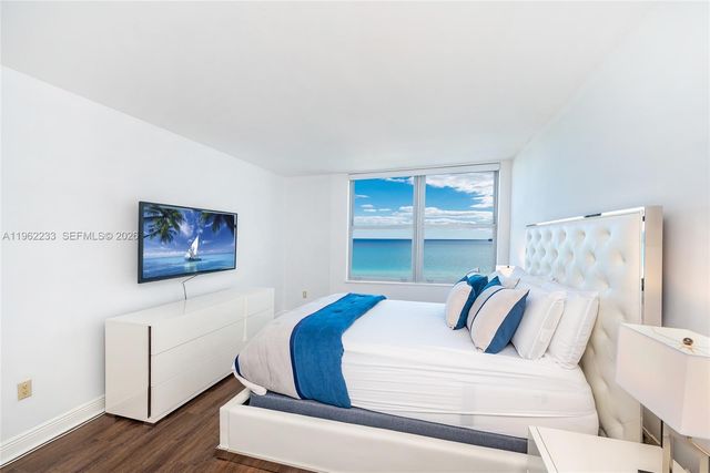 2899 Collins Ave 1505, Miami Beach, FL 33140