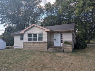 602 Longmere Drive, Kent, OH 44240
