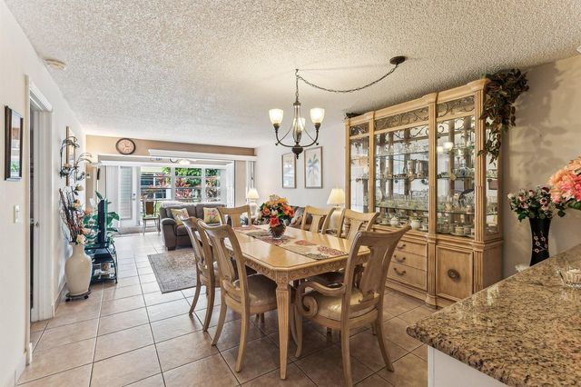 1051 Orange Terrace 103, Delray Beach, FL 33445