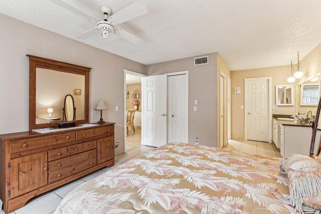 1051 Orange Terrace 103, Delray Beach, FL 33445