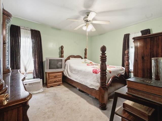 458 Winston Avenue, Joliet, IL 60433