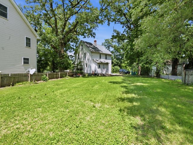 458 Winston Avenue, Joliet, IL 60433