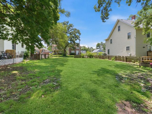 458 Winston Avenue, Joliet, IL 60433